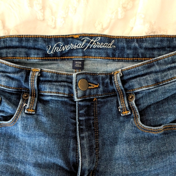 Universal Thread straight skinny jean, size 8/29R - Picture 1 of 4